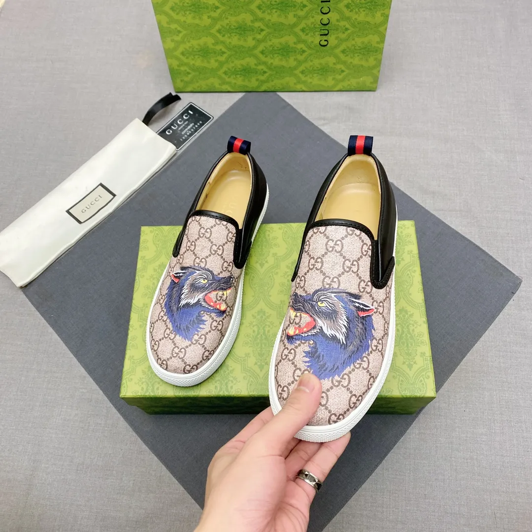 p360 The official website synchronizes the 1:1 replica🇮🇹🇮🇹"GUCCI"🔍🔍for sale at the men's 2025 counter simultaneously, 1:1 large G font, high-end 3D pattern, fashionable and casual, comfortable and breathable personality, the first choice for trendy men, imported sheepskin lining, comfortable, breathable and fashionable Trendy, a must-have for trendy men, soles: Original soles specially provided by the original factory, exclusive movable molded soles are super comfortable, original factory goods, 🔍🔍high quality, you can enter and leave the counter at will, 38-44, (45 can be customized, non-returnable or exchangeable) available from stock, you deserve it No. 005